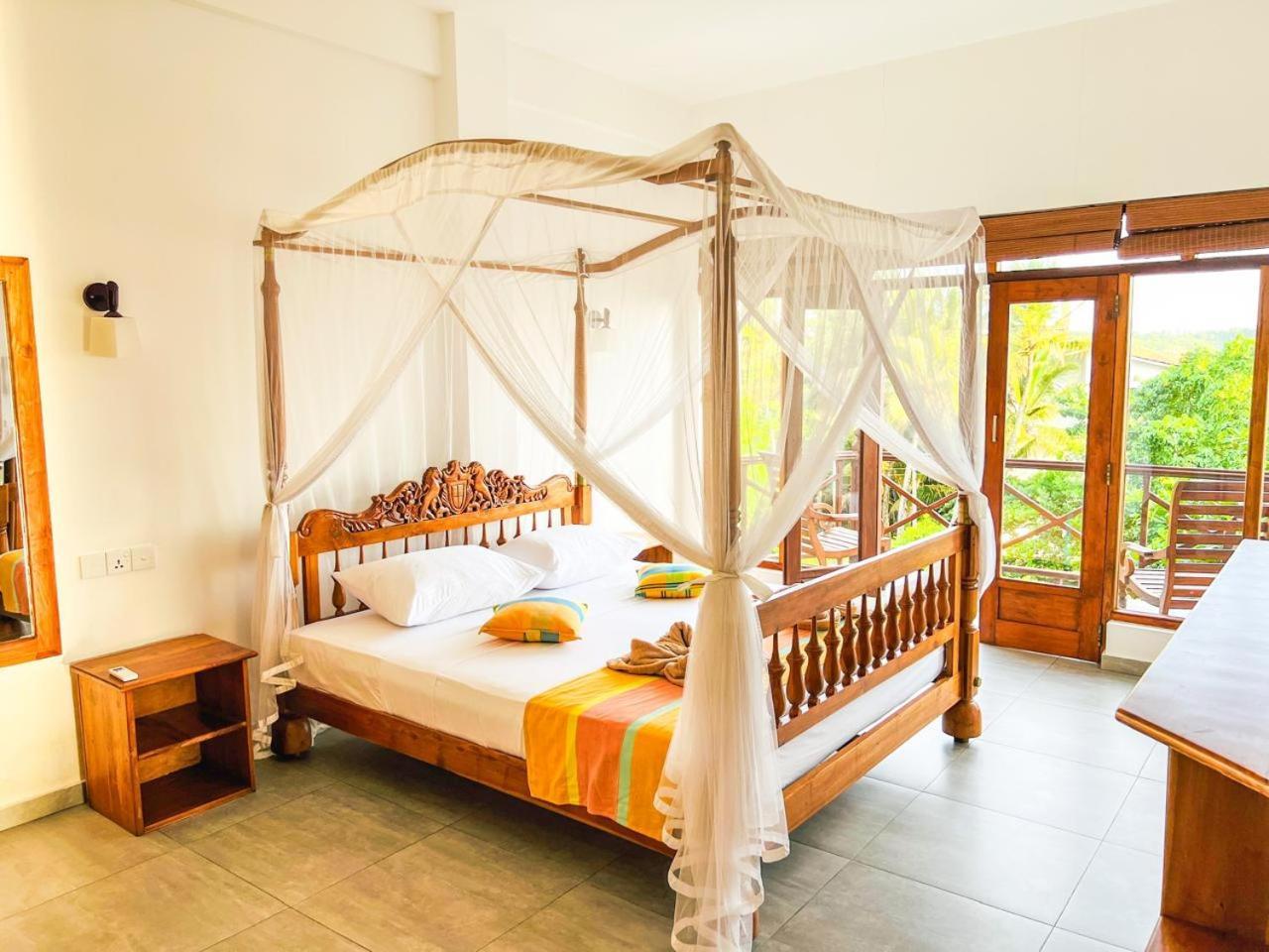 Twenty-Two Weligambay Hotel Weligama Exterior foto