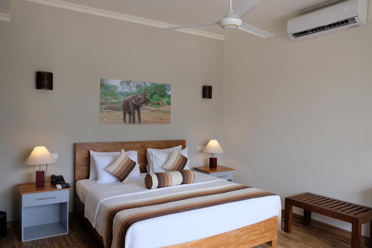 Twenty-Two Weligambay Hotel Weligama Exterior foto